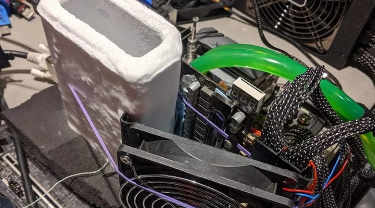 Splave встановив рекорд у модельному заліку GeForce GTX 980 Ti в дисципліні GPUPI - 1B